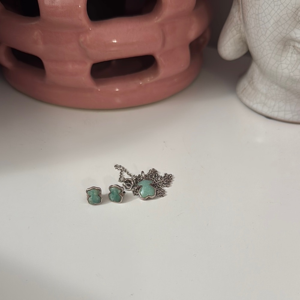Tous Elegant Silver and Green Jewelry Set
